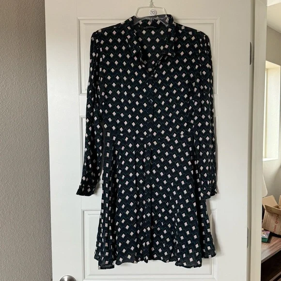 Zara Women’s Dark Blue & Green & White Geometric Print Long Sleeve Dress - Picture 5 of 10